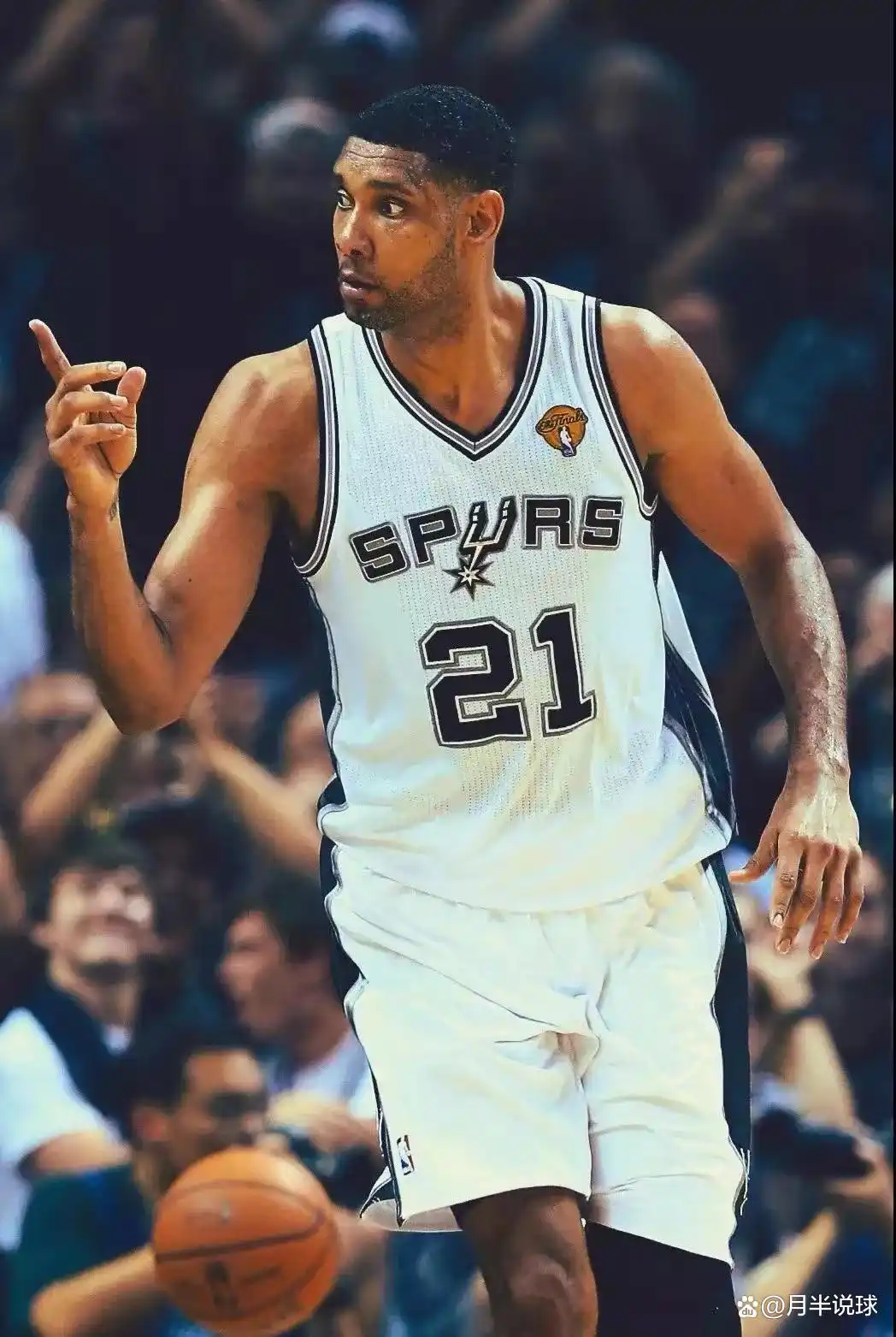 詹姆斯nba历史_詹姆斯巨星篮球历史数据_历史第一篮球巨星詹姆斯