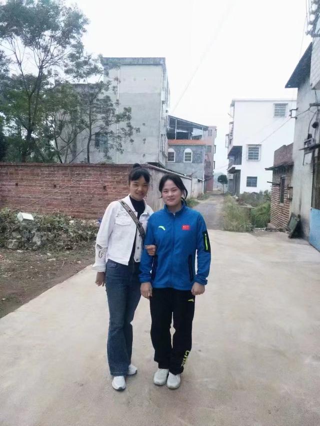 姓奥运举重冠军的有哪些_奥运举重冠军姓什么_奥运举重运动员名单