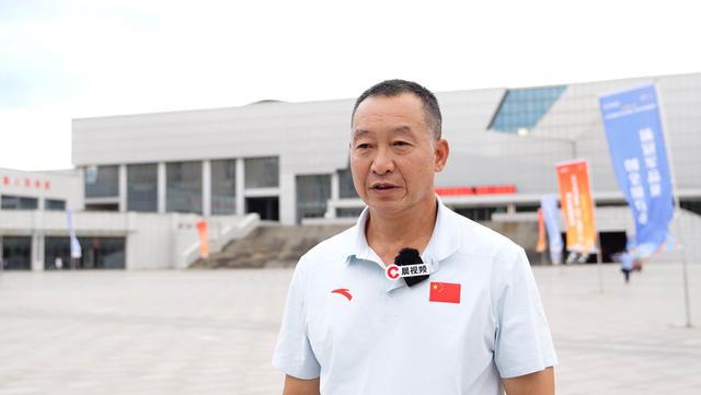 奥运举重冠军姓什么_姓奥运举重冠军的有哪些_奥运举重运动员名单