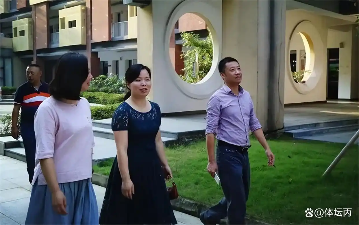 奥运举重运动员名单_奥运举重冠军姓什么_奥运举重冠军