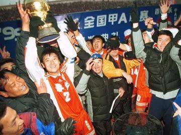 山东鲁能泰山足球俱乐部前身_泰山鲁能足球队历史战绩_鲁能泰山足球队历史