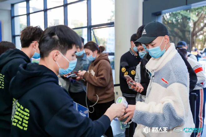 篮球路人王是什么水平_路人王篮球排名_路人王篮球冠军怎么算的