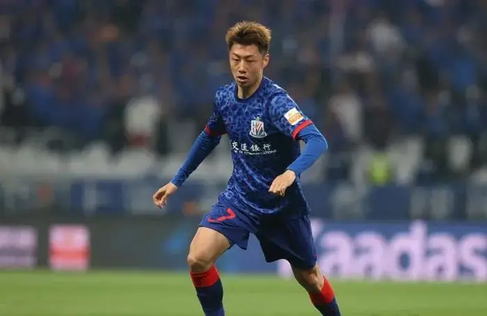 排球冠军有哪些人_足球排球冠军有哪些队员_排球队员足球冠军有哪些