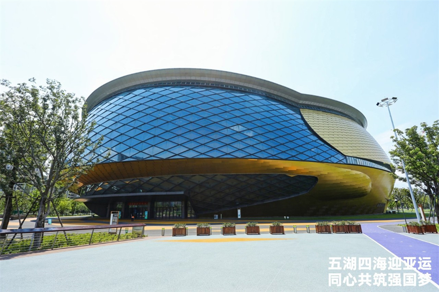 四川省十四届篮球赛冠军_四川篮球拿冠军的阵容_四川省篮球联赛冠军