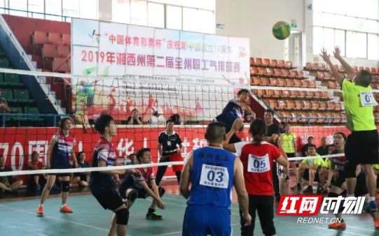 湖北举重奥运冠军悲惨_湖北宜昌举重冠军_湖北荆州女子举重世界冠军